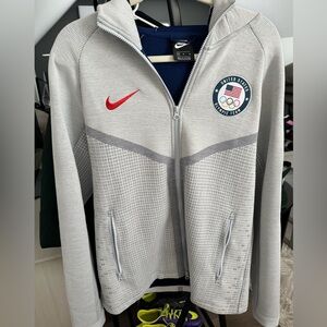 Nike Sportswear USA Olympic Tech Pack Hoodie 'Pure Platinum/Blue Void'